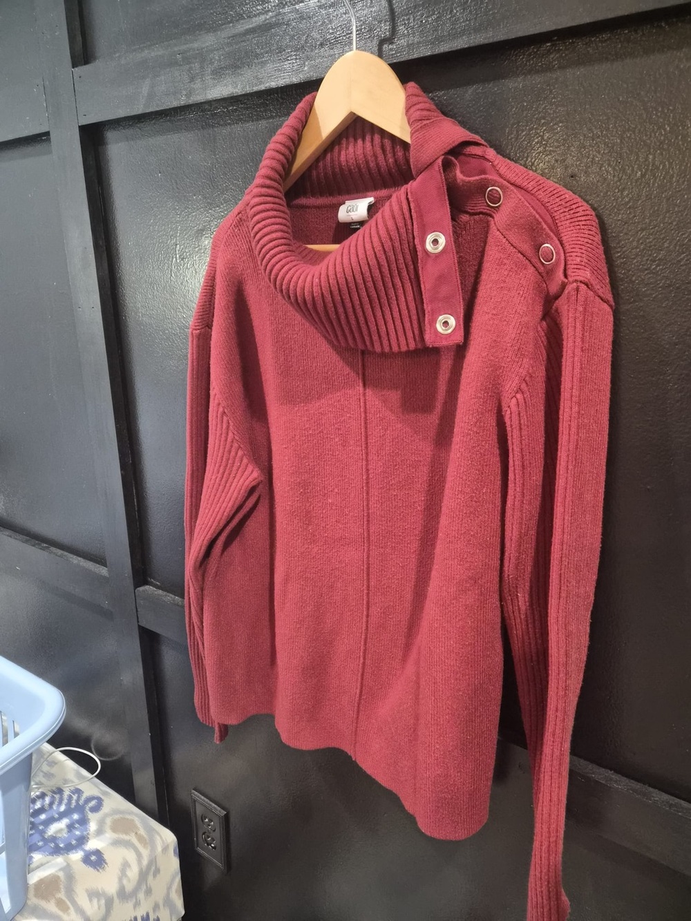Cabi | Turtleneck Sweater in Burgundy | Size Large - Picture 5 of 6
